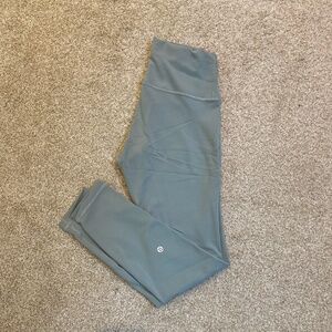 Lululemon Wunder Train 25’, size 8